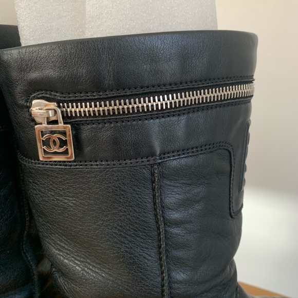 Authentic Chanel boots - Picture 4 of 5